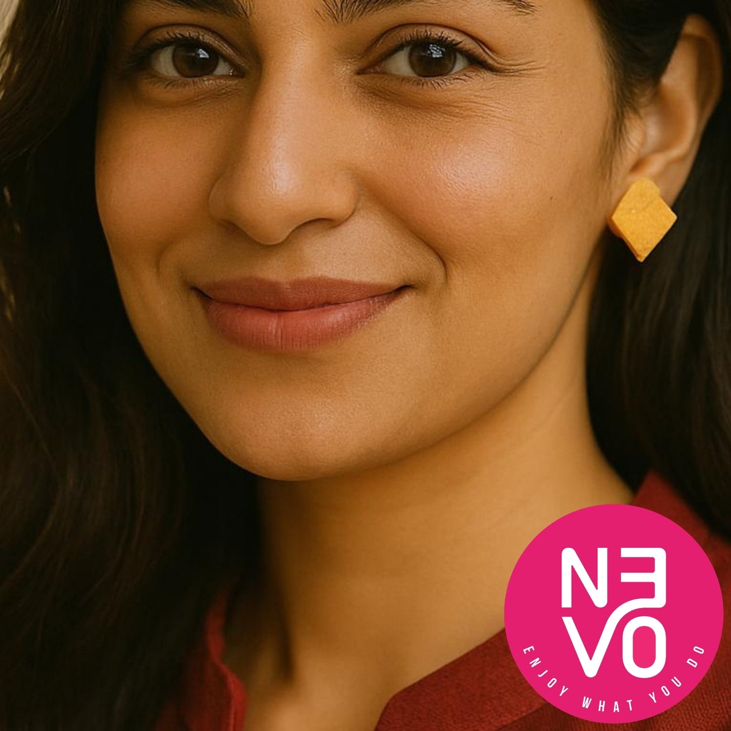 N3VO Hammered Diamond Stud Earrings