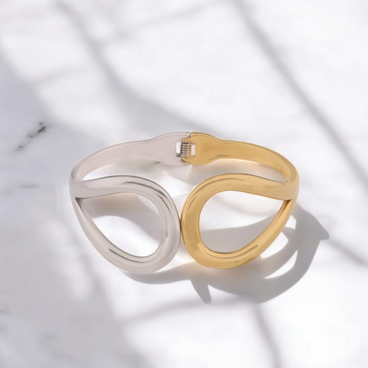 Dual-Tone Flow Bangle