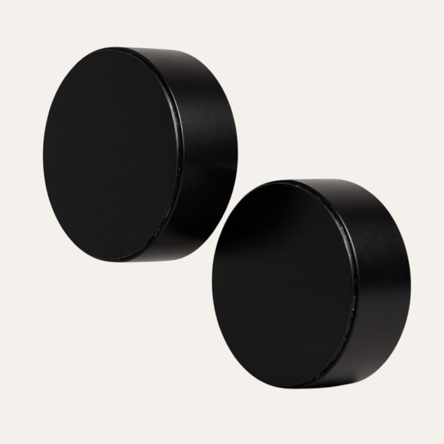 N3VO Blackout Pulse Studs