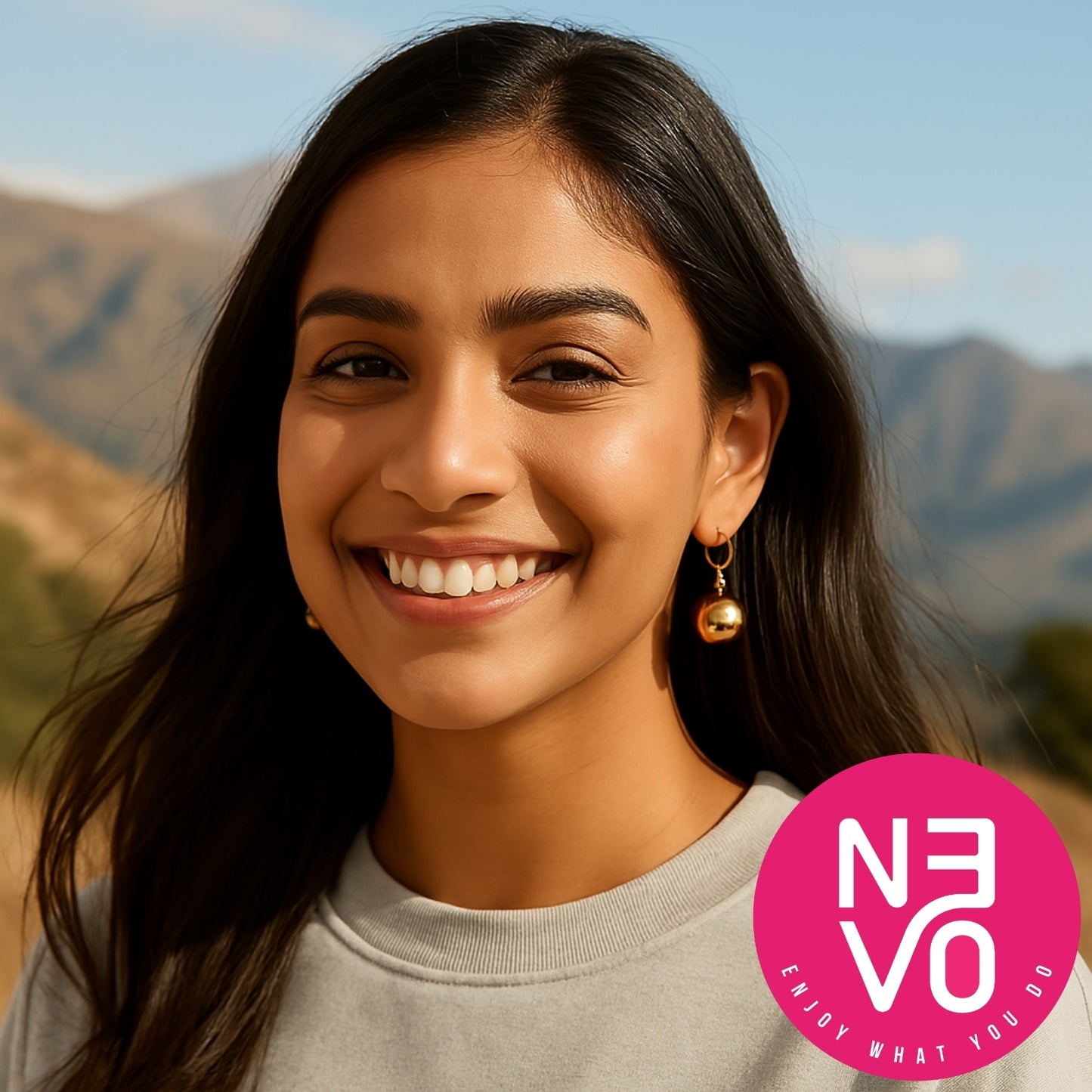 N3VO Solara Luxe Drop Earrings