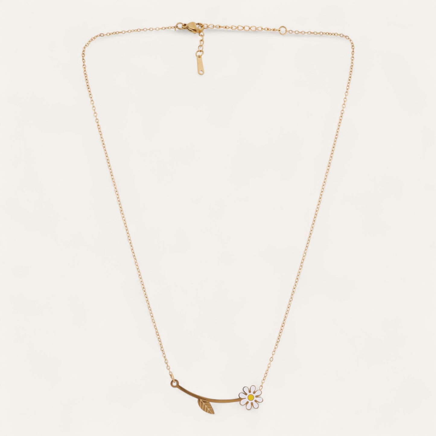 Bloomberry Pendant Necklace