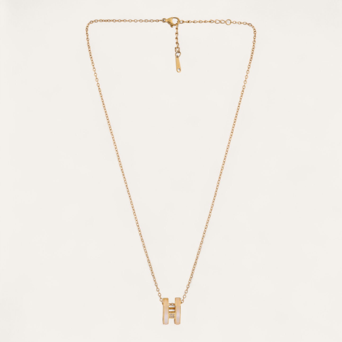 N3VO Embrace Ring Pendant Necklace