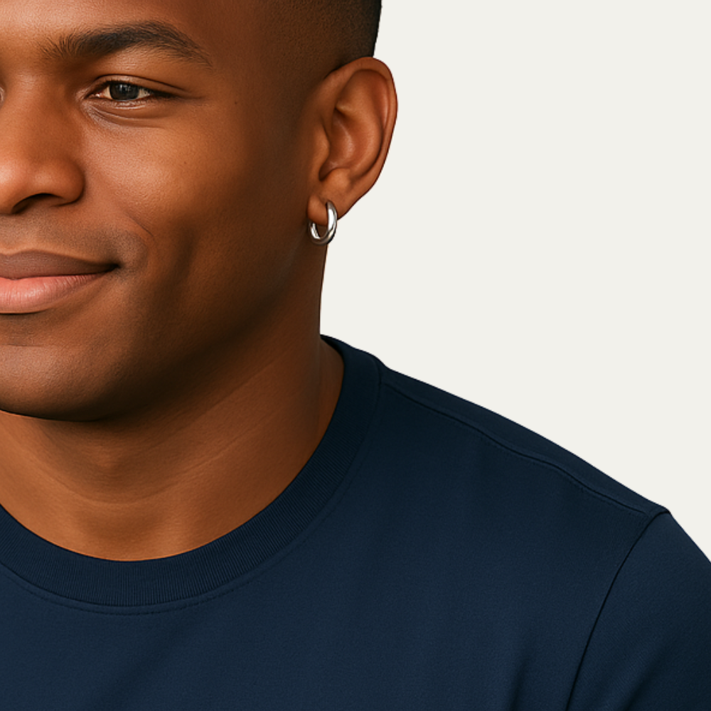  Man Wearing N3VO HOOPS 