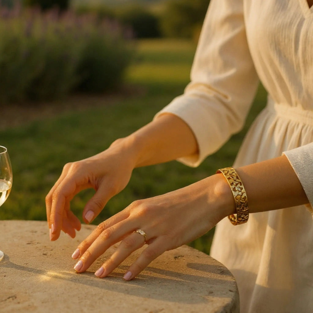 Aurelia Gold Bangle N3VO