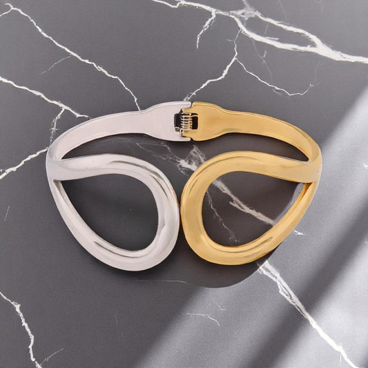 Dual-Tone Flow Bangle
