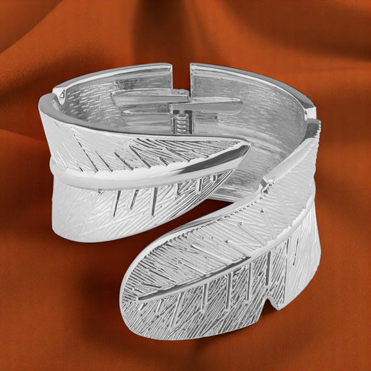 Vesta Feather Bangle
