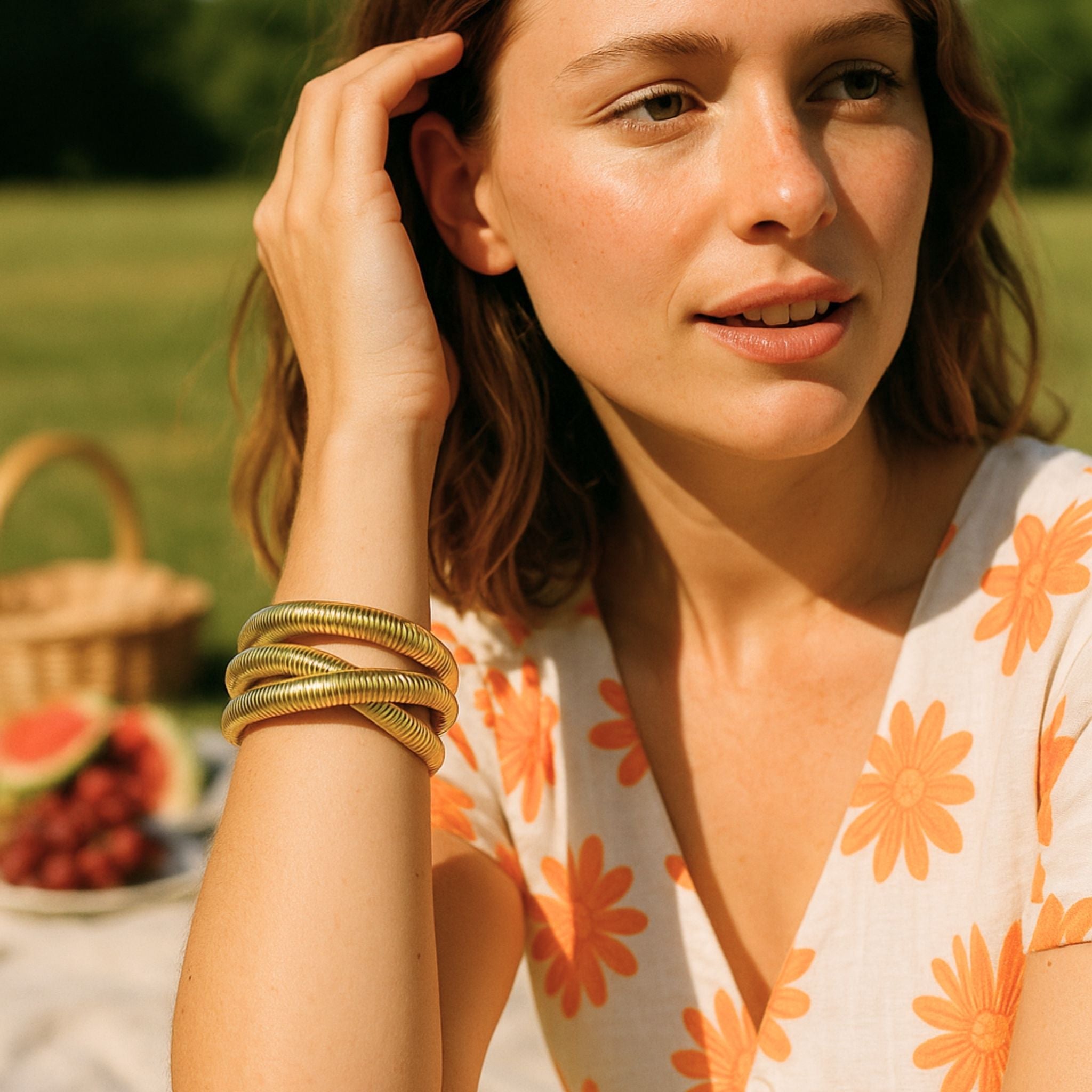 Bold Coiled Bangle N3VO