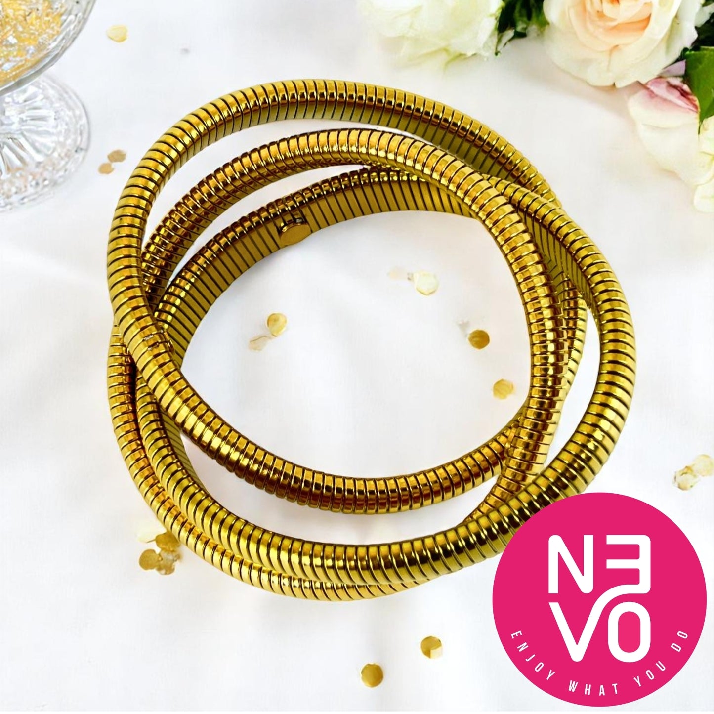 N3VO Bold Coiled Bangle