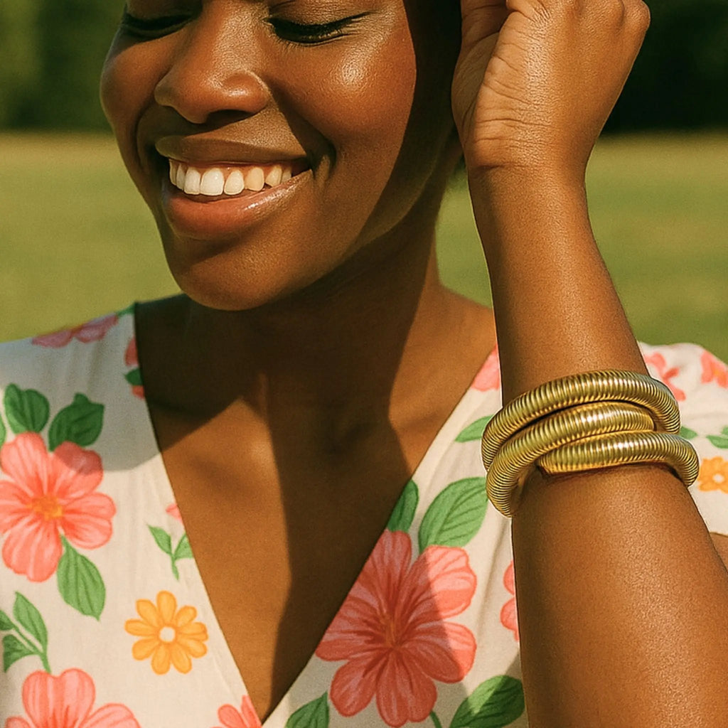 Bold Coiled Bangle N3VO