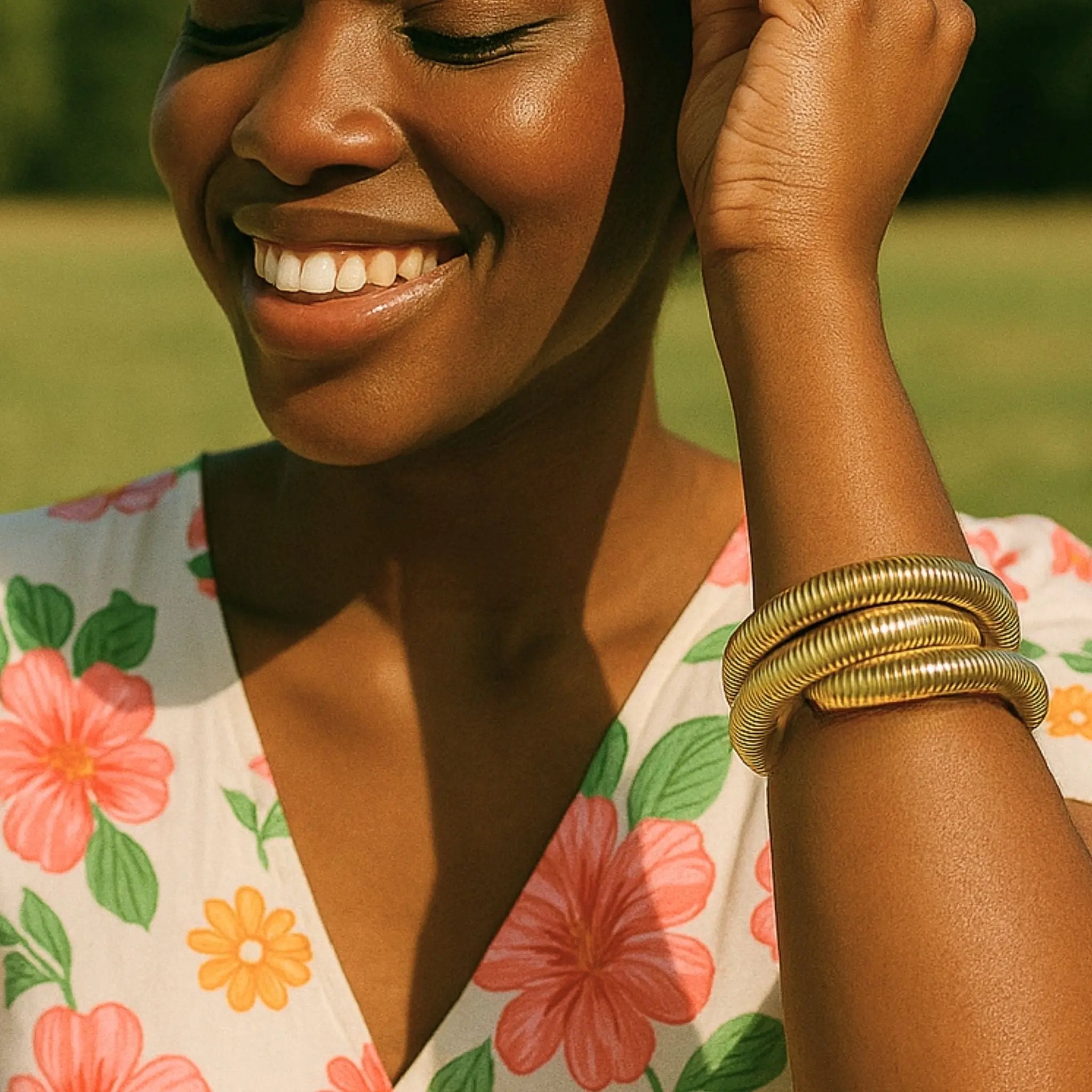 Bold Coiled Bangle N3VO