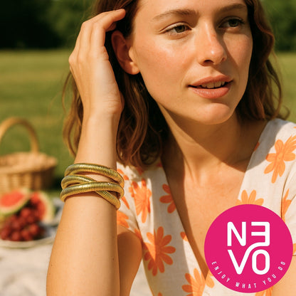 N3VO Bold Coiled Bangle