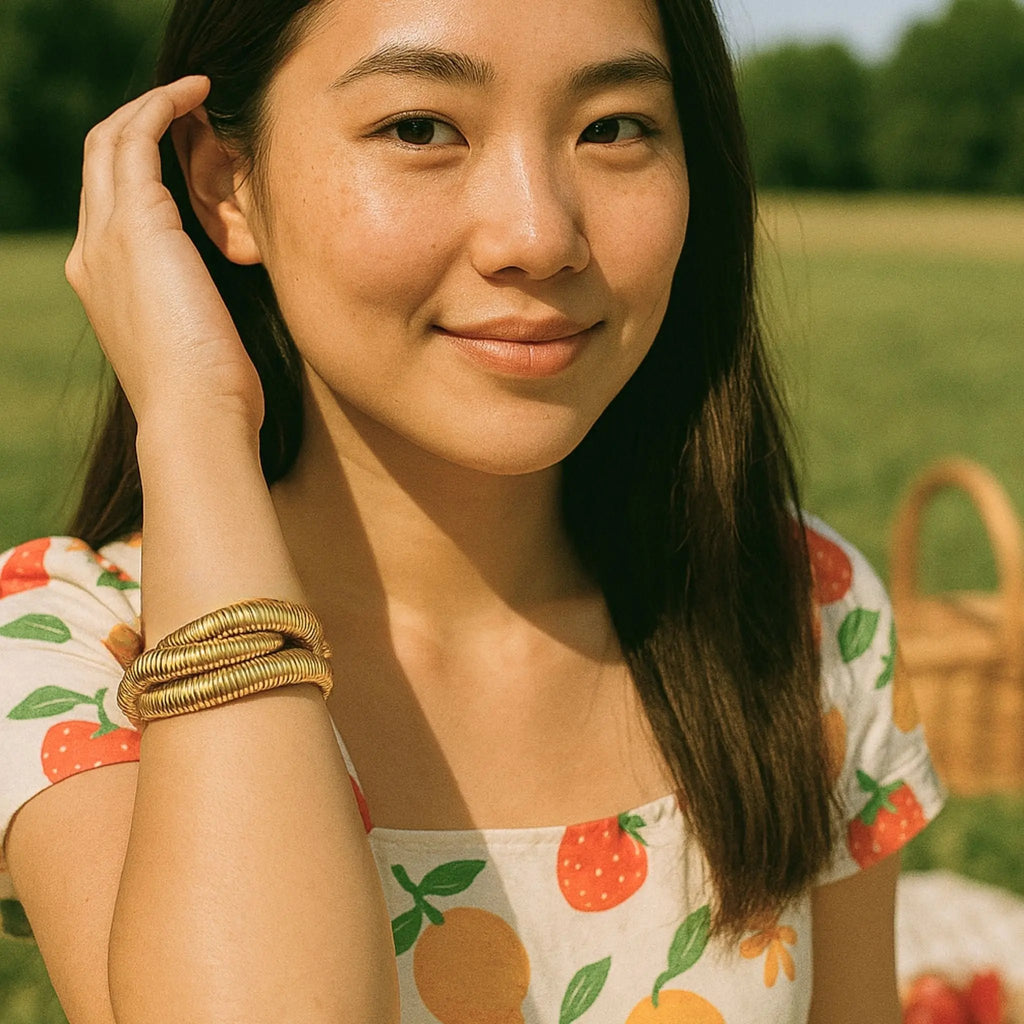 Bold Coiled Bangle N3VO