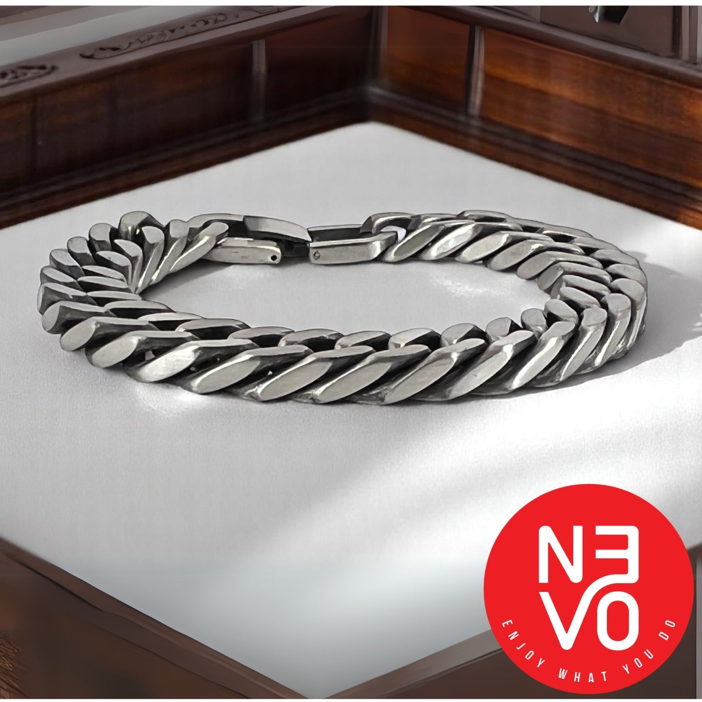 N3VO Vulcan Cuban Link Bracelet – Silver Finish