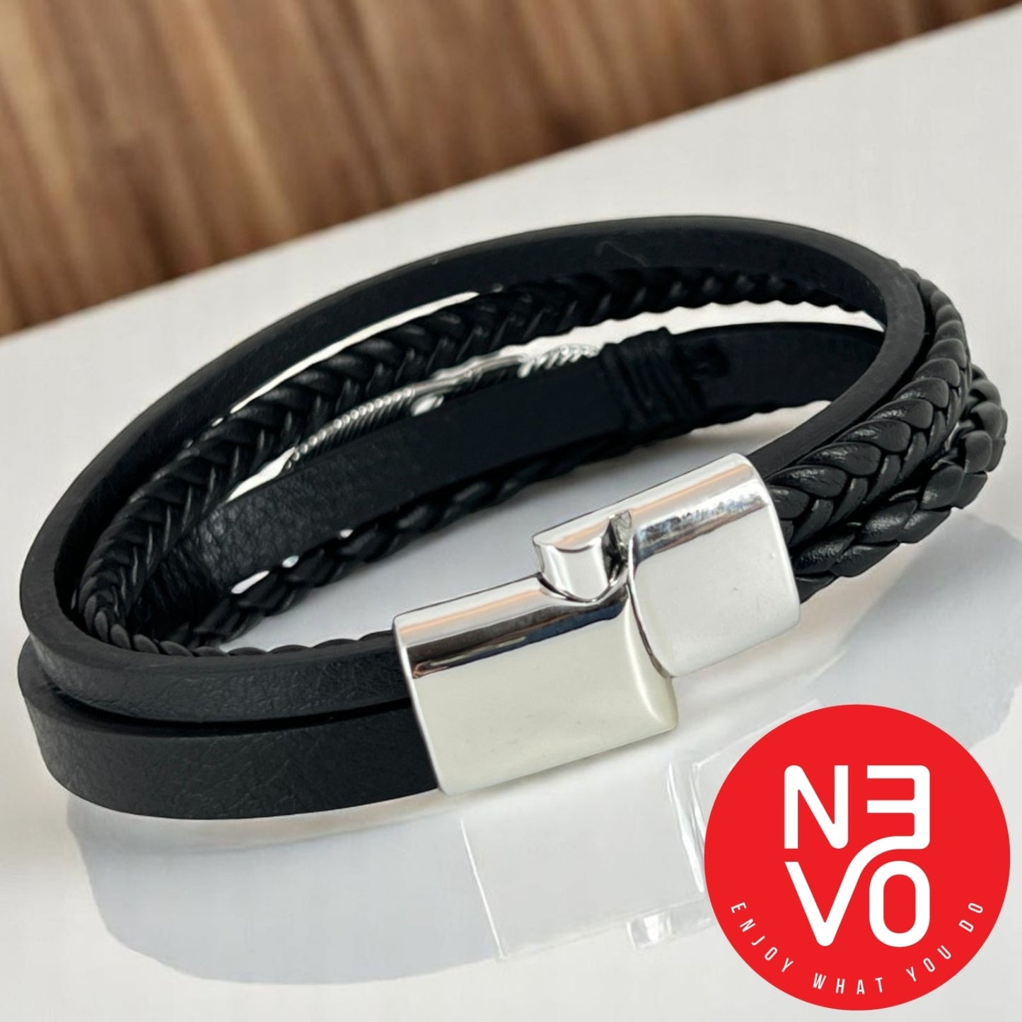 N3VO Arrow Feather Bracelet