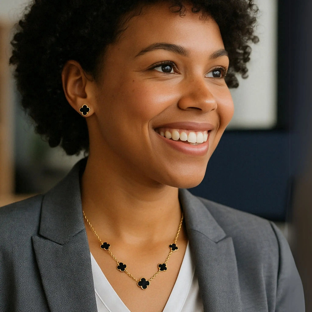 Noir Clover Set N3VO