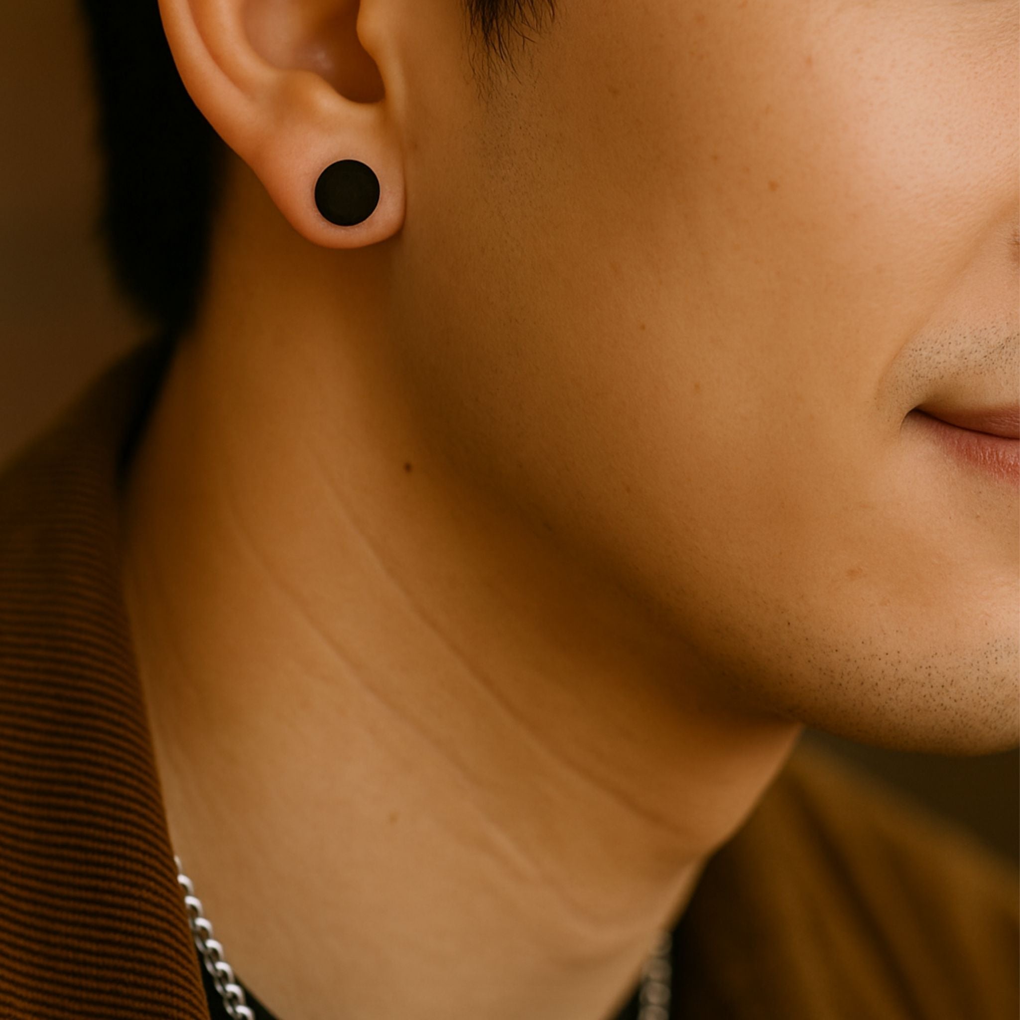 Blackout Pulse Studs N3VO