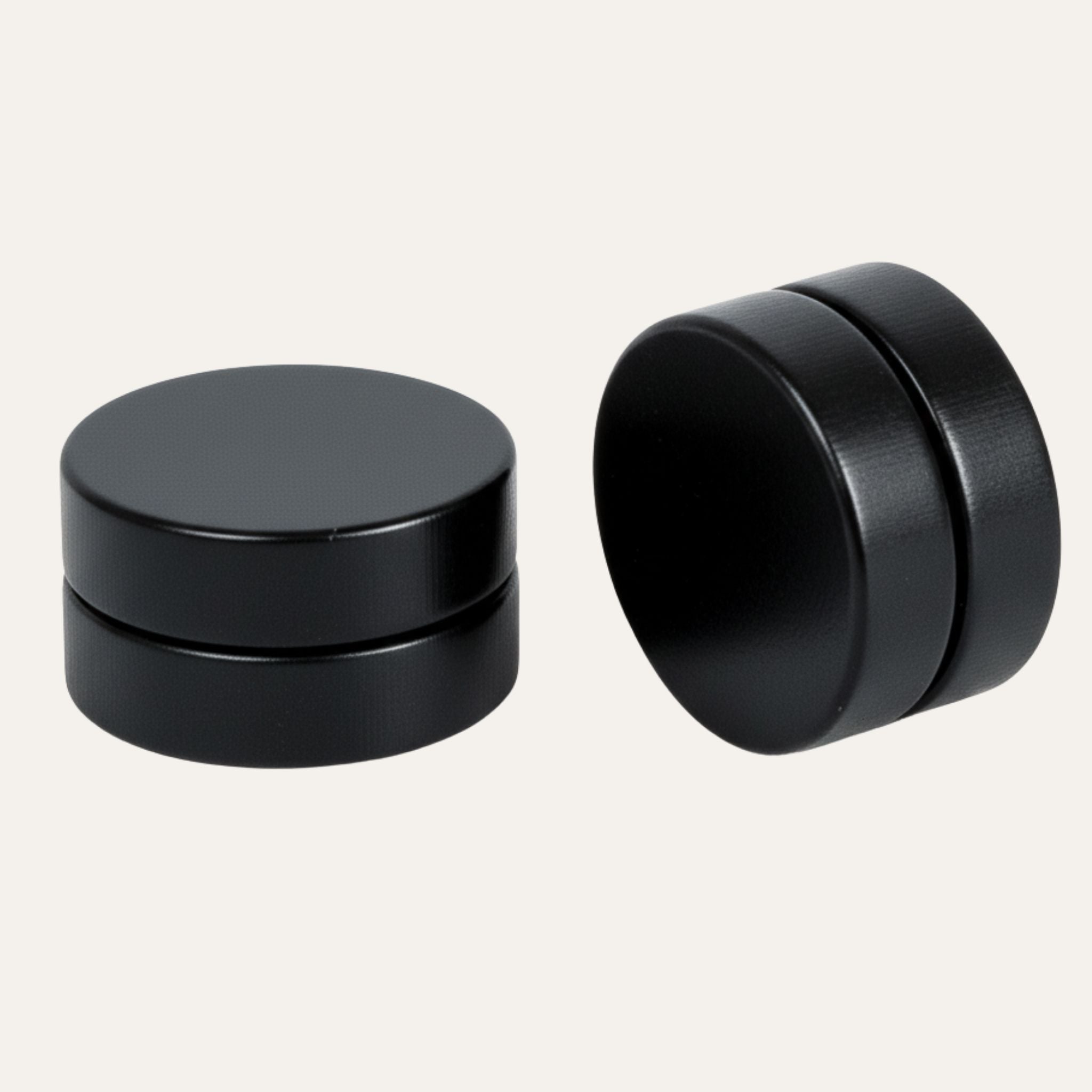 Blackout Pulse Studs N3VO