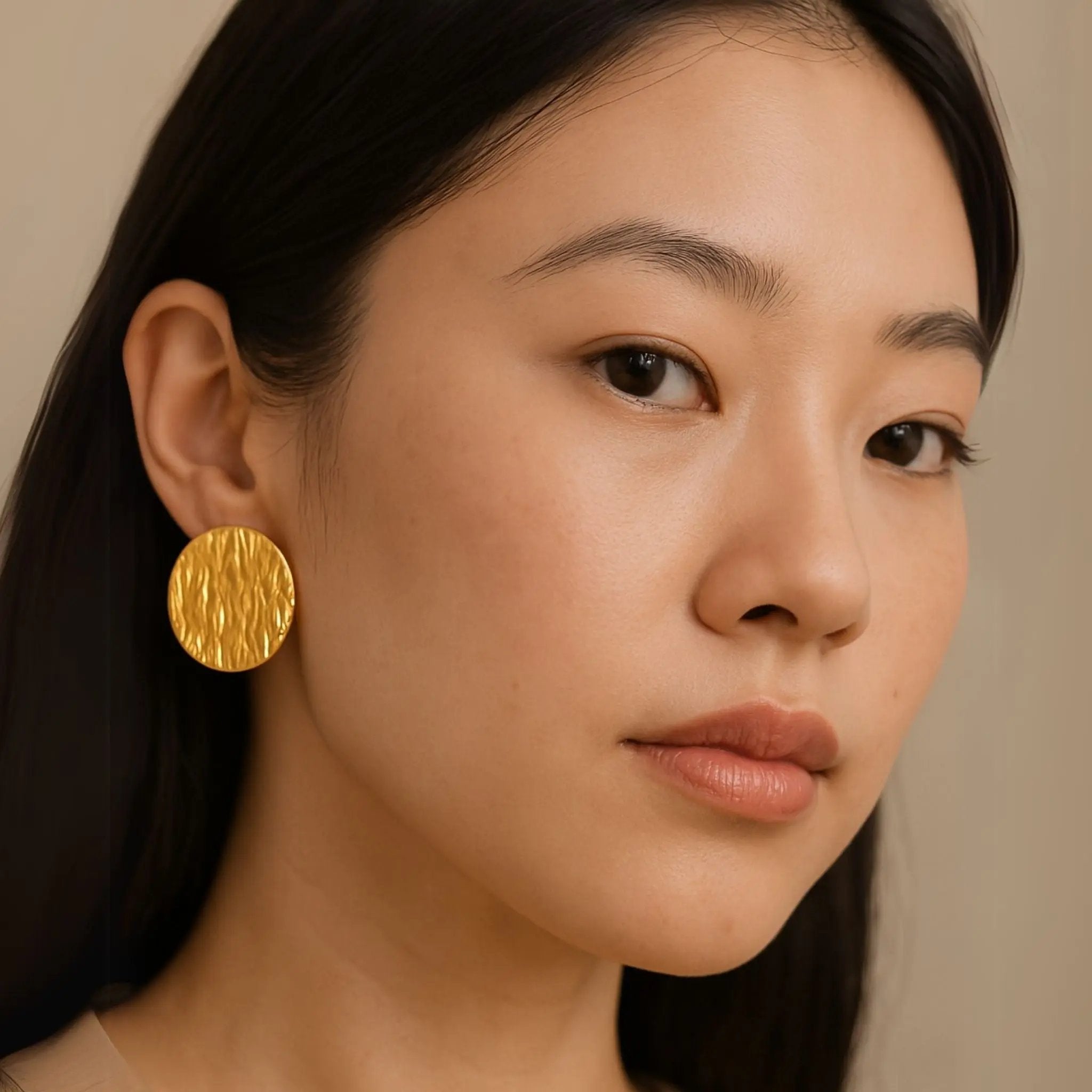 Textured Stud Earrings N3VO