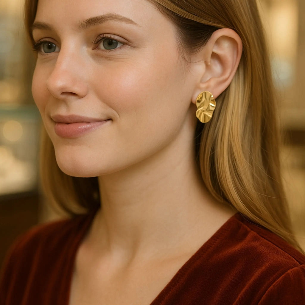 Luminara Flow Studs N3VO