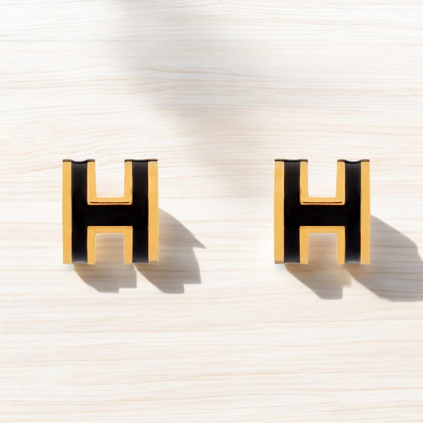 N3VO Enigma Stud Earrings
