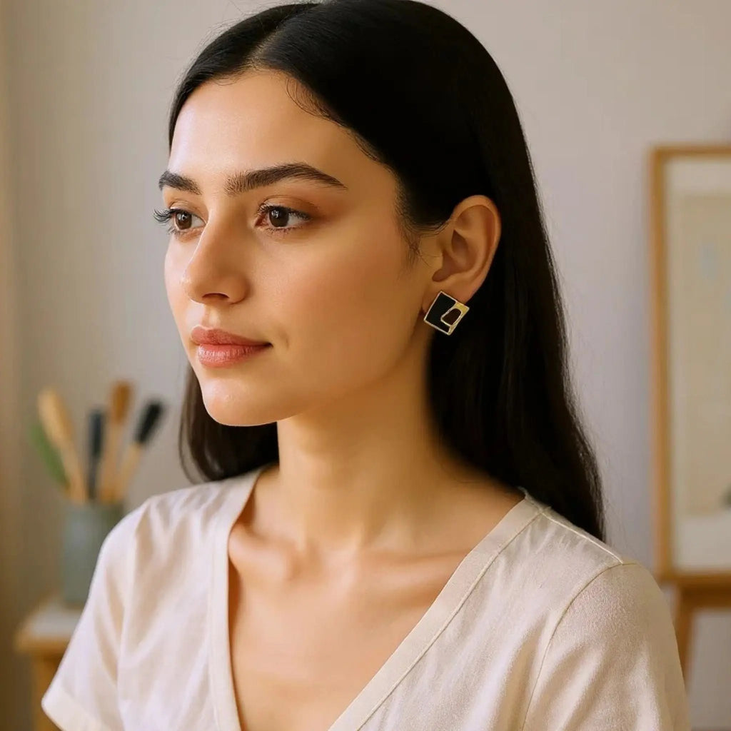 Obsidian Edge Studs N3VO