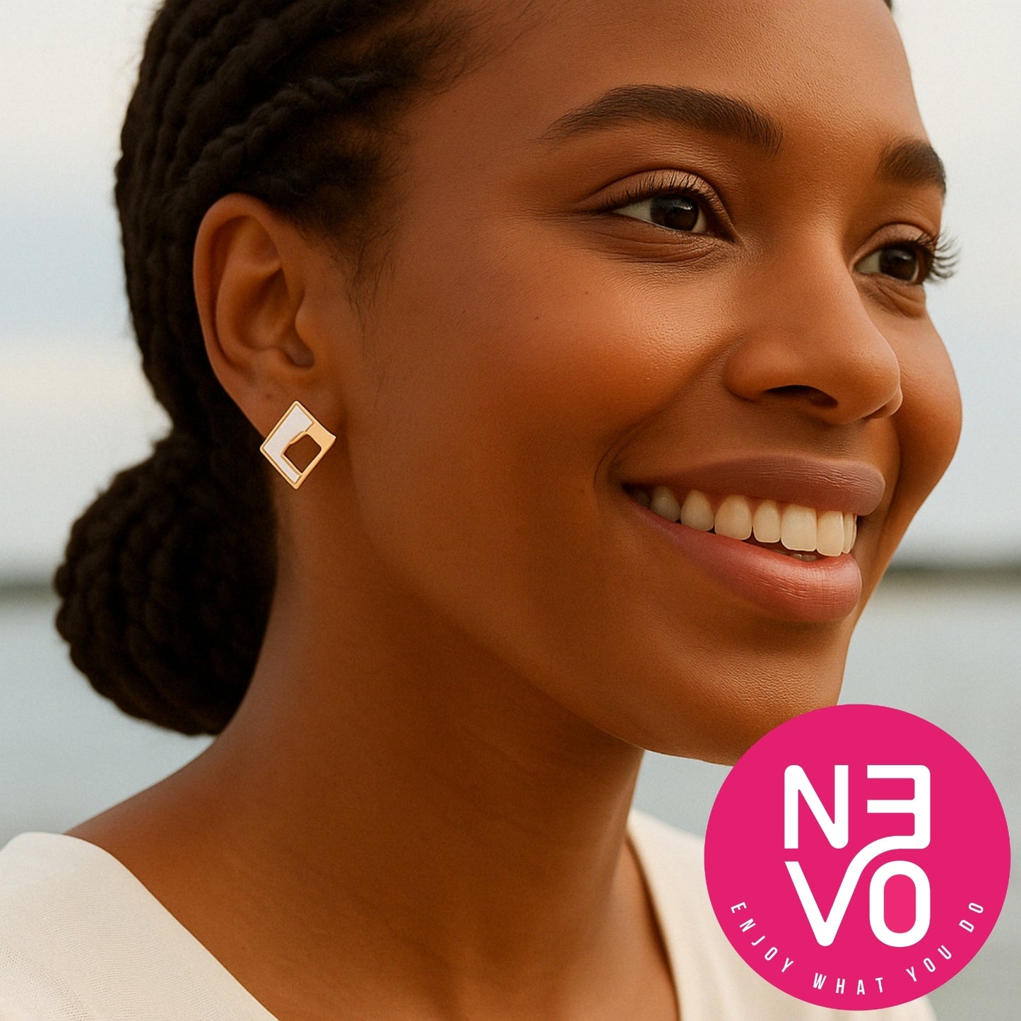 N3VO Pearl Prism Earrings