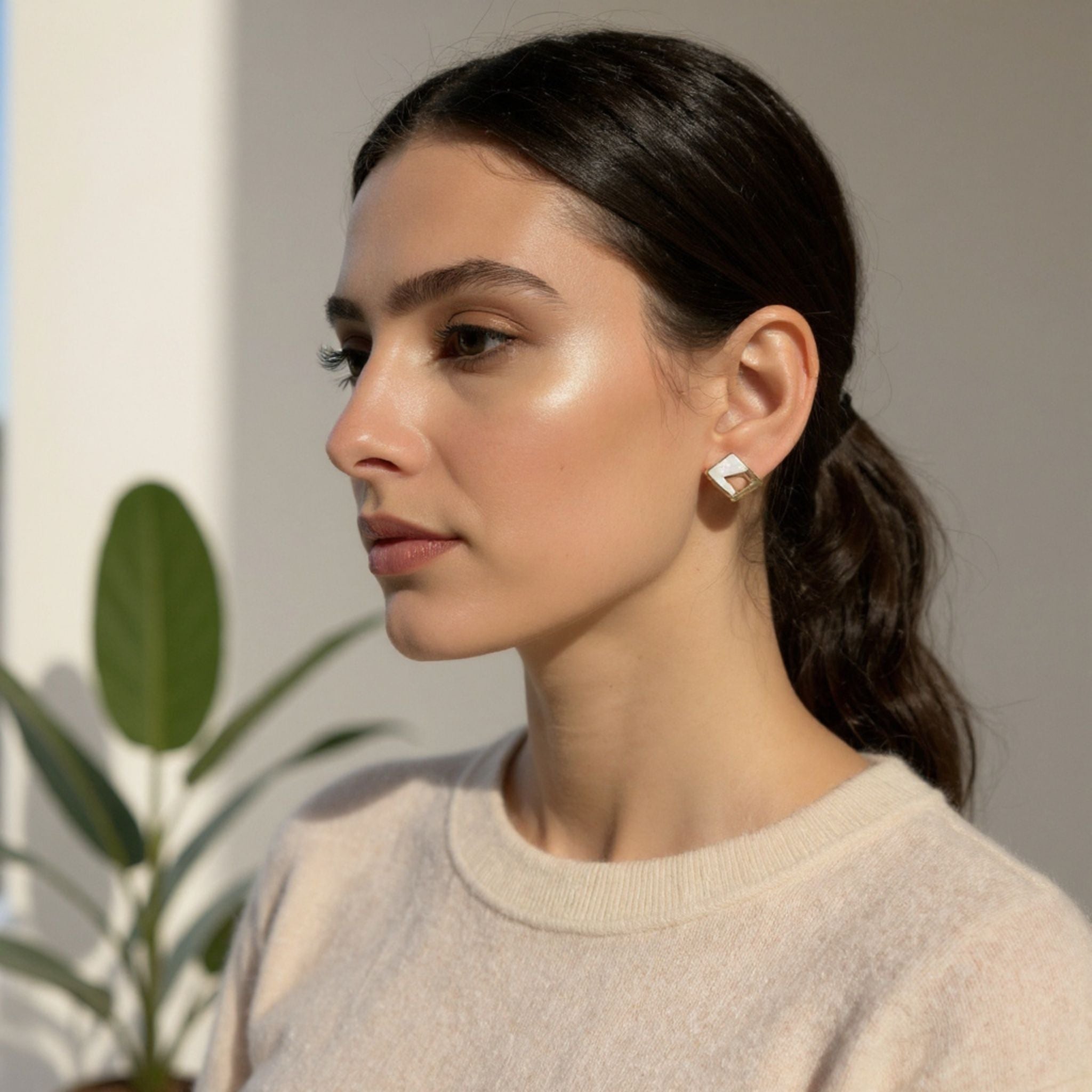 Pearl Prism Studs N3VO