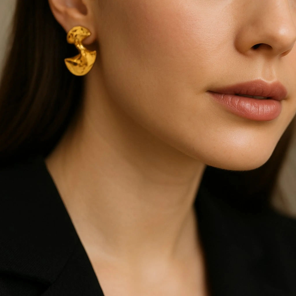 Liquid Gold Studs N3VO
