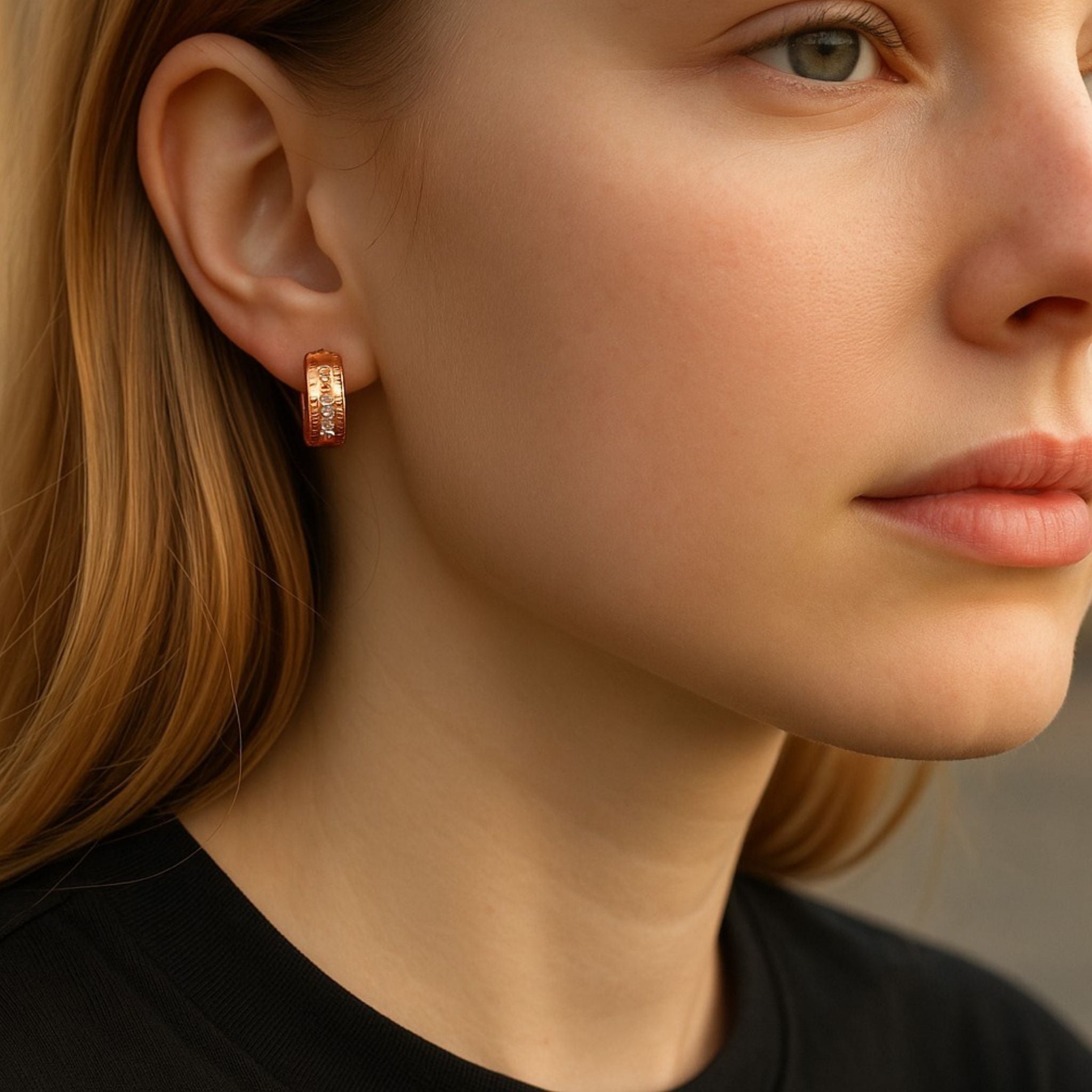 Glow Stitch Huggies N3VO