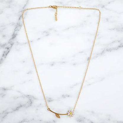 Bloomberry Pendant Necklace
