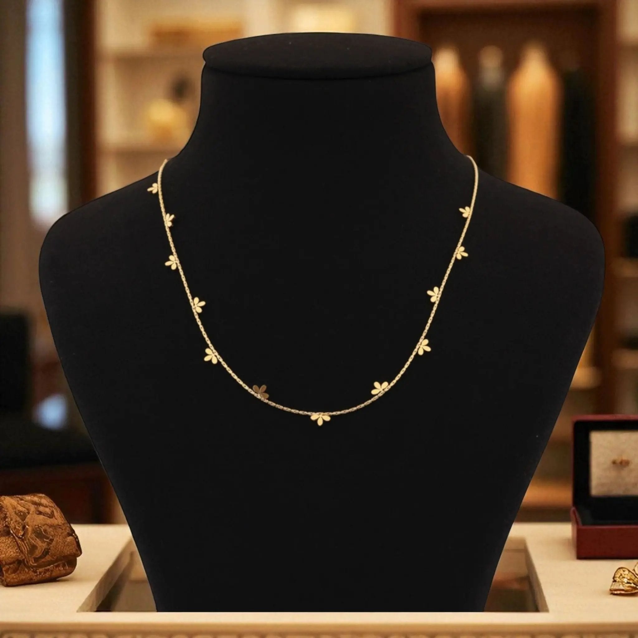 Petal Whirl Necklace N3VO