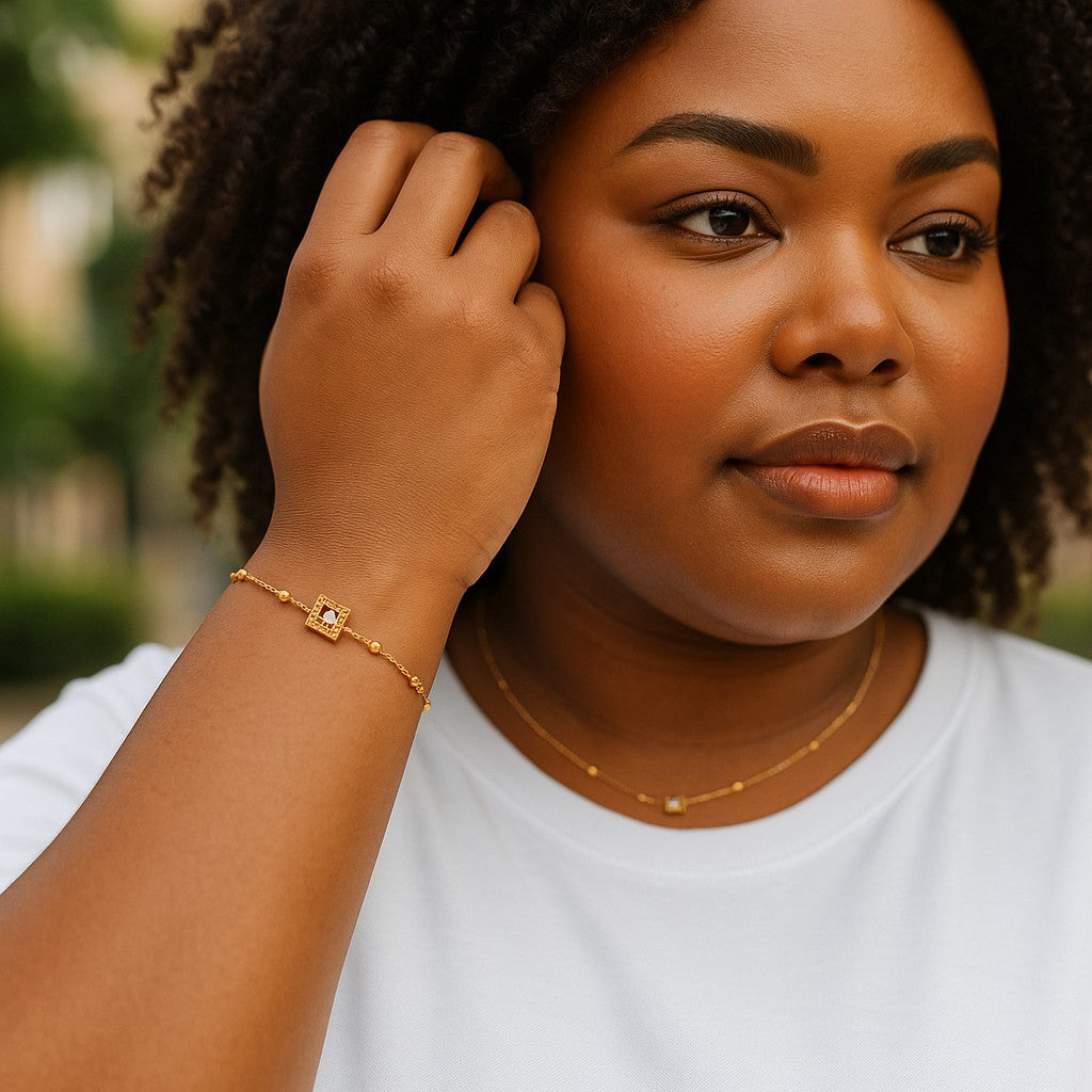 N3VO Luxe Charm Bracelet